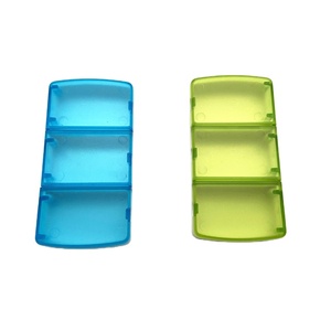กล่องใส่ยาแบบพกพา 3-in-1 น้ำหนักเบา สำหรับยาประจำวัน เม็ดยา และวิตามิน - Product Image 3