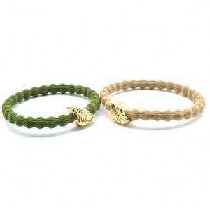 Banda Elástica para el Cabello de Mujer, Ajustable, de Alta Calidad, Hecha a Mano con Nylon Sostenible, con Tamaño y Color Personalizables - Product Image 6