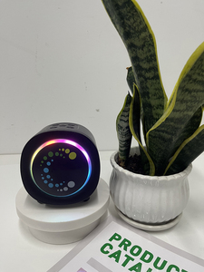 Thiết kế mới hiện đại di động ngoài trời dẫn ánh sáng loa không dây cắm trại loa với BT/TF/AUX/TWS/cuộc gọi cho bên trong nhà - Product Image 2