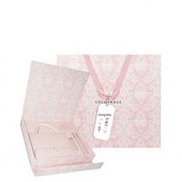 Ensemble cosmétique : Palette de maquillage tout-en-un comprenant des fards à paupières, du blush et un illuminateur, ainsi qu'un eye-liner liquide. Édition limitée pour la Saint-Valentin