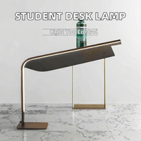 Lampe de bureau moderne en aluminium alimentée par courant continu avec source de lumière LED, intensité réglable, CRI élevé 90, 6000K lumière du jour, abat-jour en métal pour salles de lecture