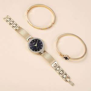 Montre à quartz créative et élégante en maille fine avec bracelet en acier inoxydable et ensemble de bracelets (3 pièces/ensemble) - Product Image 4
