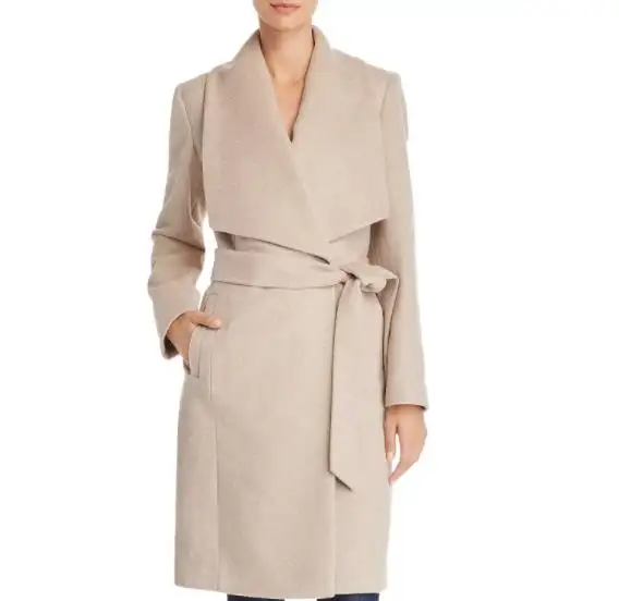 女性のための魅力的な価格の新しいタイプのカスタムコートプラスサイズの女性のコートウールコート女性カシミア