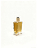 Bouteille en verre carrée de haute qualité de 100 ml avec couvercle pour diffuseur à bâtonnets, huiles essentielles et parfums – Marquage à chaud disponible