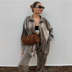 Western Vintage Women's <strong>Leopard</strong> Button Canvas Shirt Jacket Zipper Jeans Pants 2 Piece Casual Winter Breathable Plain Dyed <strong>Outfit</strong> - Product Image 4