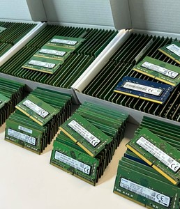 เมมโมรี่เดสก์ท็อปเกมเมอร์ Fury Beast <span class=keywords><strong>RGB</strong></span> 8GB 16GB DDR4 <span class=keywords><strong>3200MHz</strong></span> แรม 16GB DDR4 เมมโมรี่ - Product Image 1