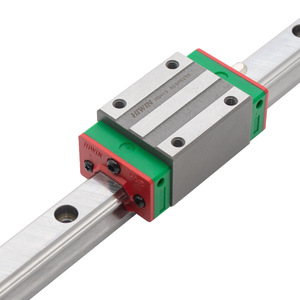 Bloque de guía lineal Hiwin HGW15 con brida de montaje alto y bloqueo superior e inferior para riel deslizante - Product Image 4