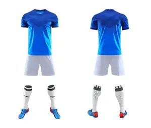 Yüksek kalite özelleştirilmiş erkek yüceltilmiş oem futbol forması seti futbol tişörtü eşofman futbol formaları