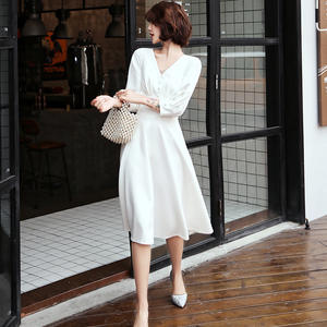 Robe de soirée blanche pour femmes, nouveau style, tempérament quotidien, <span class=keywords><strong>satin</strong></span> français - Product Image 3