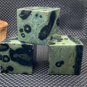 Venta al por Mayor de Adornos de Cristal Natural Tallado en Forma de Cubo, Estilo Bohemio, para Decoración del Hogar y Regalos - Product Image 3