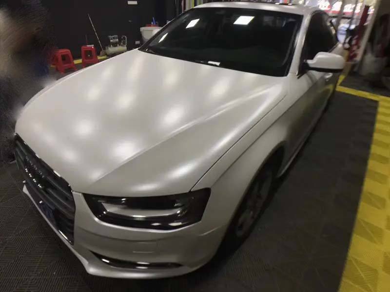 สีขาวมุกโครเมี่ยมซุปเปอร์แมตต์