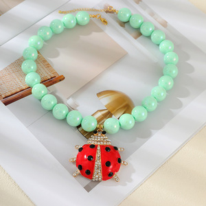 Collar Bohemio Coquette de Moda con Dije de Mariquita de Aleación y CZ, Esmalte y Cuentas de Resina y Cobre, Joyería de Regalo para Niñas - Product Image 3