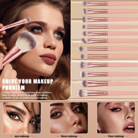 Ensemble de 55/45 pinceaux de maquillage plats en nylon avec manches en plastique, comprenant une trousse de toilette, une éponge de beauté et un houppette à poudre