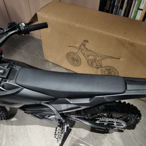 دراجة كهربائية BEYAAN E Moto بقوة 60 فولت و6000 واط، دراجة نارية كهربائية بدون فرش تصل سرعتها إلى 80 كم/ساعة، طراز D3PRO للطرق الوعرة، شحن مباشر من المصنع - Product Image 4