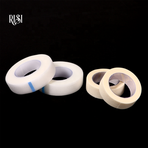 RISI Professionnel <span class=keywords><strong>Micropore</strong></span> Chirurgical PE Papier Lash Tape Cils Extension Bande Outils Lash Tape En Gros - Product Image 1