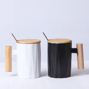 Yutai conjunto de caneca de cerâmica, com tampa e colher, canecas brancas e pretas com alças de madeira