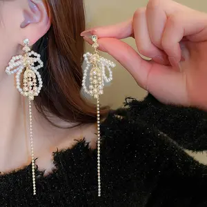 Silbern adel Bowknot Quaste Perlen ohrringe Persönlichkeit design Fort geschrittene Ohrringe Französischer Stil Luxus Sanfte Ohrringe