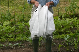 Polaire Plante <span class=keywords><strong>Tunnel</strong></span> Bas Cloche Protection <span class=keywords><strong>Mini</strong></span> Serre De <span class=keywords><strong>Jardin</strong></span> <span class=keywords><strong>pour</strong></span> La Saison et Hiver Jardinage - Product Image 3