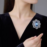 Bros Cermin Bunga Biru Retro Mewah untuk Wanita, Corsage Kristal Elegan Berkualitas Tinggi, Pin Personal untuk Aksesori Setelan, Bahan Paduan Logam