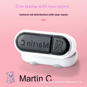 GUYIN B09 Divertido Sello de Plástico con Luz Intermitente de 2 Colores, Sello con Forma de Animal de Dibujos Animados, Sello Personalizado con Nombre de Dibujos Animados, Juguete para Niños, Impresión Digital - Product Image 3