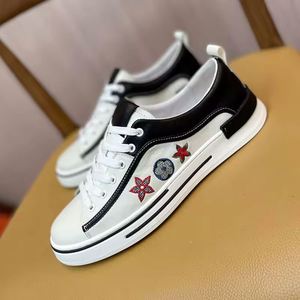 Zapatos de Diseñador de Moda Masculina de Alta Calidad y Lujo, Zapatillas Casuales para Hombre, con Logotipo Personalizado, Antideslizantes, para Caminar, Estilo Femenino - Product Image 4