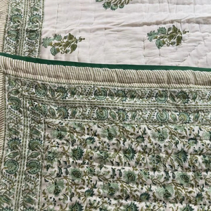 Colcha Kantha de Algodón 100% Puro, Hecha a Mano, de la Mejor Calidad, Colcha Kantha Orgánica Reversible para Usos Invernales - Product Image 1