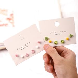 <span class=keywords><strong>les</strong></span> nouveaux bijoux en céramique sont mignons et frais. <span class=keywords><strong>Les</strong></span> clous d'oreilles nourrissent <span class=keywords><strong>les</strong></span> trous des oreilles et vous n'avez <span class=keywords><strong>pas</strong></span> besoin de <span class=keywords><strong>les</strong></span> enlever pendant le sommeil. - Product Image 1