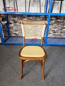 Chaise de salle à manger en rotin et bois, dossier noué, empilable, avec coussin, idéale pour mariages, événements et restaurants – Meilleure vente - Product Image 4