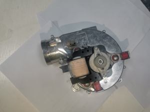 Parti della caldaia a <span class=keywords><strong>gas</strong></span> <span class=keywords><strong>Vaillant</strong></span> del ventilatore 65w della caldaia a <span class=keywords><strong>gas</strong></span> per <span class=keywords><strong>vaillant</strong></span> - Product Image 4