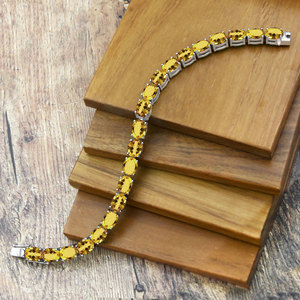 Pulsera de Plata de Ley con Citrino, Acabado Clásico de Alto Brillo, Engaste de Garra, para Fiestas y Bodas - Product Image 3