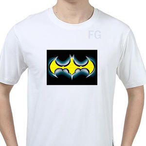 T-shirt en coton noir avec lumières LED clignotantes programmables pour vêtements de danse - Product Image 3