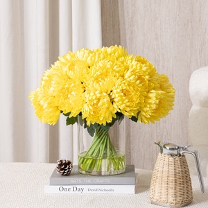 Nouvel Arrivage – Fleurs Artificielles en Soie Chrysanthème <span class=keywords><strong>Jaune</strong></span> Faites à la Main sur Mesure avec Vase en Verre pour Décoration Intérieure – Achat en Gros - Product Image 2