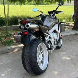 Yamaha War God <span class=keywords><strong>FZ600</strong></span> - Moto personnalisée avec injection électronique de carburant, moteur quatre cylindres en ligne refroidi par eau - Product Image 3