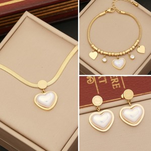 2024 nouveauté mode 18k or acier inoxydable perle boucle d'oreille et collier ensemble femmes coeur bijoux avec 18k plaqué or - Product Image 6
