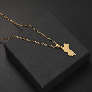 Collar <span class=keywords><strong>de</strong></span> Cadena con Eslabones <span class=keywords><strong>de</strong></span> <span class=keywords><strong>Mapa</strong></span> <span class=keywords><strong>de</strong></span> la Isla Mustique en Acero Inoxidable, Collar con Colgante <span class=keywords><strong>de</strong></span> la Isla Mustique, San Vicente y <span class=keywords><strong>las</strong></span> Granadinas, en Oro <span class=keywords><strong>de</strong></span> 18K - Product Image 4