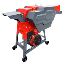Machine à couper la paille DAWN AGRO pour le traitement de l'ensilage, de la paille et de l'herbe, destinée à l'alimentation des animaux d'élevage, volailles, bovins, moutons, chèvres, porcs, poulets, pour une utilisation en ferme.