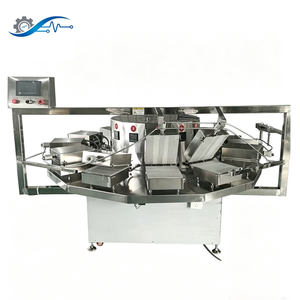 Machine à gaufres rotative multifonctionnelle, machine à former des rouleaux d'œufs pour boulangerie, usine de transformation de desserts - Product Image 1