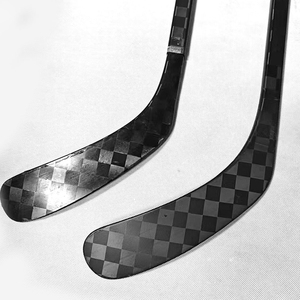 Palos <span class=keywords><strong>de</strong></span> <span class=keywords><strong>hockey</strong></span> sobre hielo <span class=keywords><strong>de</strong></span> fibra <span class=keywords><strong>de</strong></span> carbono <span class=keywords><strong>de</strong></span> la marca BN Top Model, calidad profesional con empaque personalizado para adolescentes, fábrica <span class=keywords><strong>de</strong></span> China. - Product Image 4