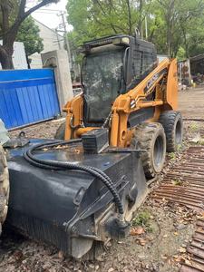 รถตักล้อยาง 440 HD Skid Steer Loader รับน้ำหนักได้ 4 ตัน รุ่นปี 2020 เครื่องยนต์ Cummins ชิ้นส่วนหลักมือสอง - Product Image 6
