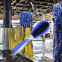 Brosse de nettoyage robuste pour jantes et pneus de voiture en nylon avec manche en PP