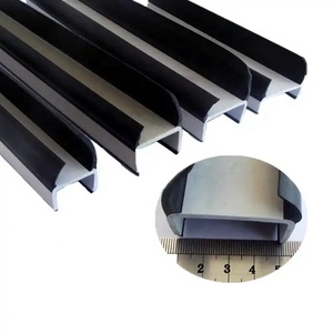 Tira de juntas de goma para puerta de contenedor de envío de PVC H utilizada para puertas de <span class=keywords><strong>camiones</strong></span>, puertas de furgonetas, contenedores de remolque, accesorios para carrocería - Product Image 1