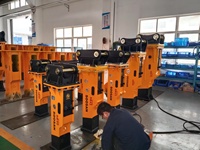 Accessoire d'excavatrice SB40 pour machines de 4 à 9 tonnes, poids 280 kg, couleur jaune, garantie 1 an, fabriqué au Shandong