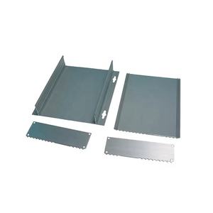 Fabrication sur mesure de tôles métalliques de précision, boîtier électronique en aluminium brossé - Product Image 3