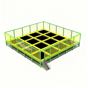 Parc de trampolines commercial sur mesure avec panier de basket et mur adhésif pour centre de divertissement intérieur - Product Image 3