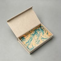 Boîte magnétique rigide beige écologique et recyclable, personnalisée avec impression et gaufrage intérieur, emballage de marque haut de gamme pour crème pour le visage et crème pour les yeux