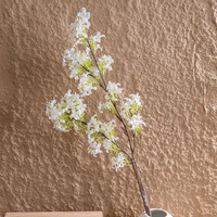 Fleurs artificielles, fleurs de lilas artificielles, arrangement floral artificiel, centre de table pour la décoration de la maison et des mariages