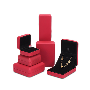 Custom Wholesale Luxury PU Leather Vintage Metal Portable Jewellery <b>Box</b> - Product Image 1