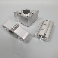 Piezas de Aluminio Mecanizadas por CNC Personalizadas, Conectores de Abrazadera de Aluminio, Soportes de Montaje de Tuberías para Equipos de Automatización