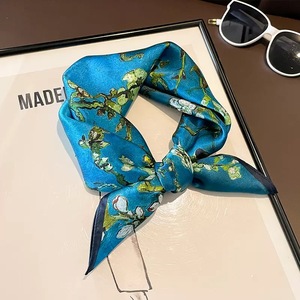Style rétro haute qualité 100% <span class=keywords><strong>soie</strong></span> de mûrier 53cm petite écharpe peinture à l'huile foulards femmes <span class=keywords><strong>foulard</strong></span> <span class=keywords><strong>en</strong></span> <span class=keywords><strong>soie</strong></span> - Product Image 2
