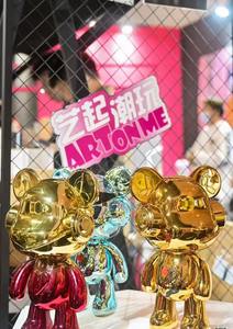 Guangzhou Namchi Factory Made Fiberglass Electroplate BearBrick Home Decoration Statue <strong>Kaw</strong> Figure <strong>Sculpture</strong> - Product Image 4